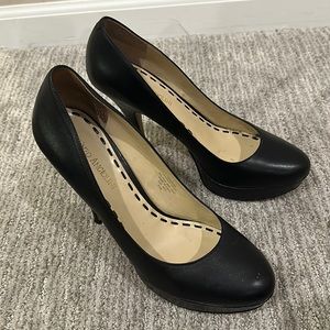 Platform pumps. Very comfortable heel platform.